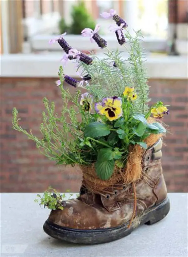 44 Best DIY Container Garden Ideas You Can Add To Your Backyard